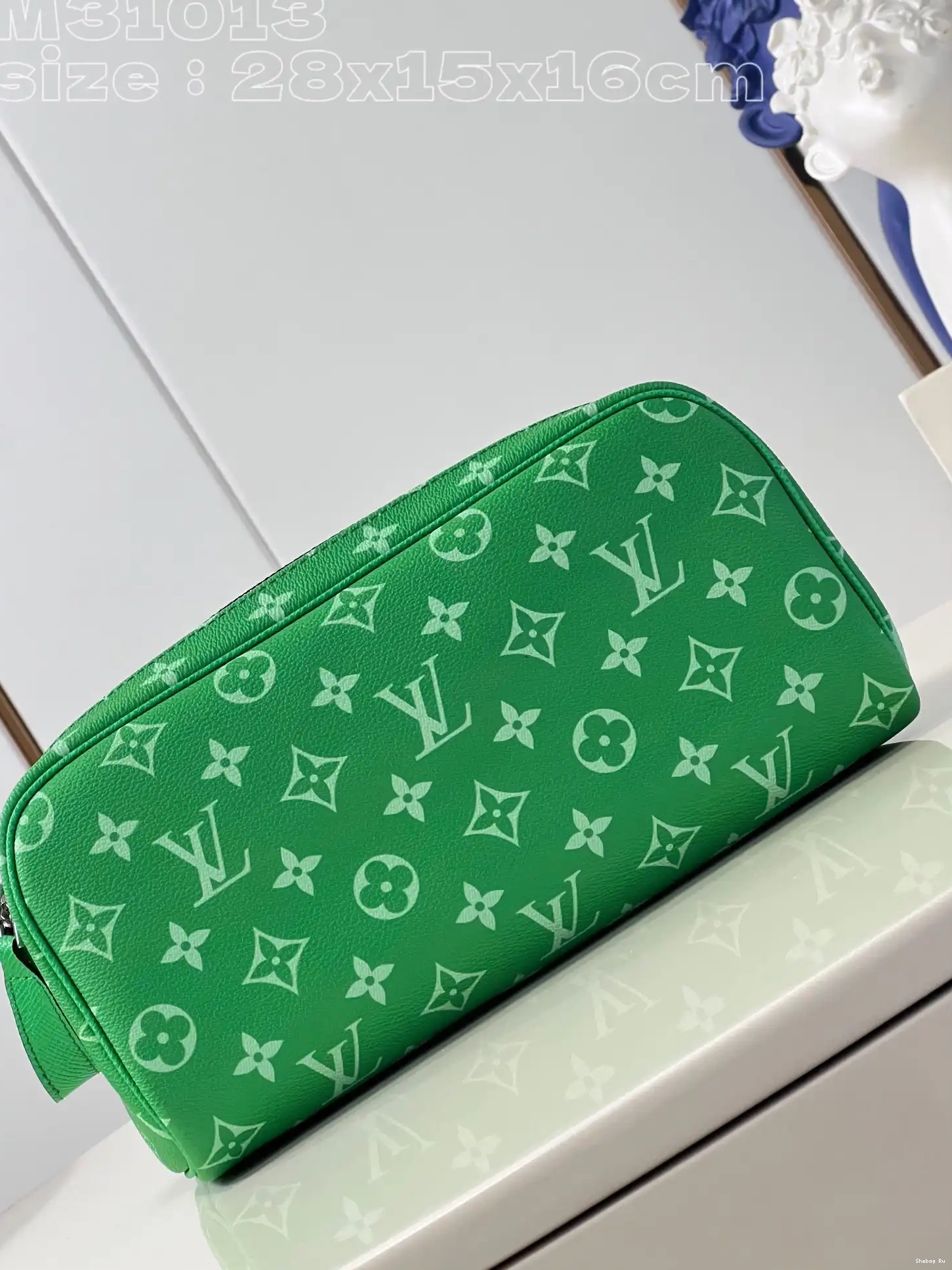 VUITTON LOUIS KIT -28*15*16.5CM DOPP 0515